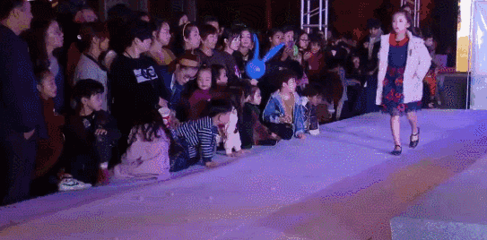 锦绣童装城6.gif